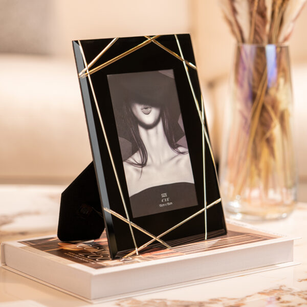 La Gold Lined Black Photo Frame