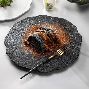 dinner dish black